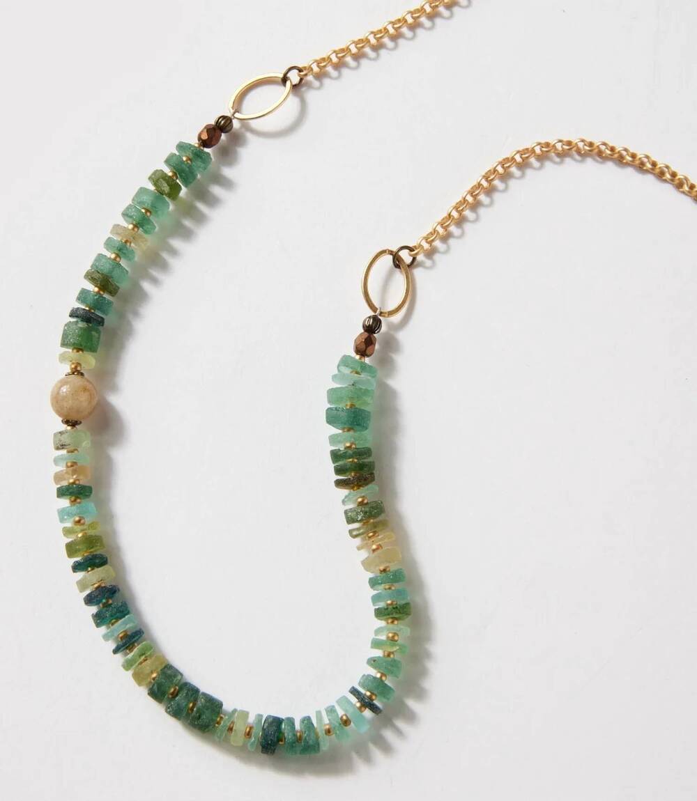 NEW ANNE VAUGHAN women's antique crystal and gemstone beaded necklace in green